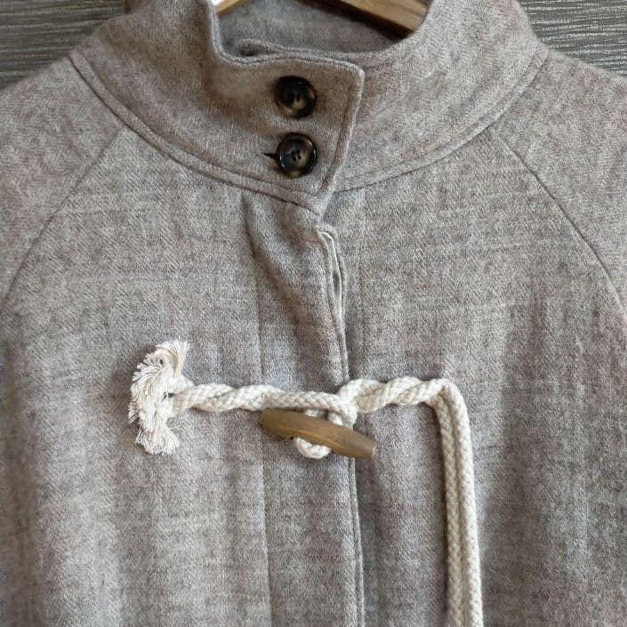 も*も様 【新品】tumuguツムグ シェットランドウールリネンヘリンボンショー