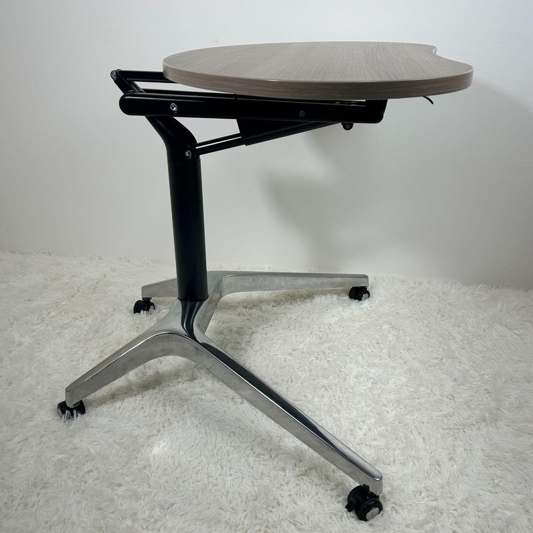 【極美品】オカムラ　昇降テーブル　手動昇降デスク　ライズフィットⅢ　そら豆形