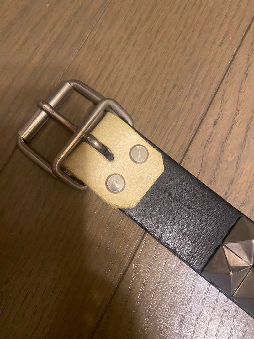 TOCCATAトッカータ　鋲　スタッズ　レザーベルト