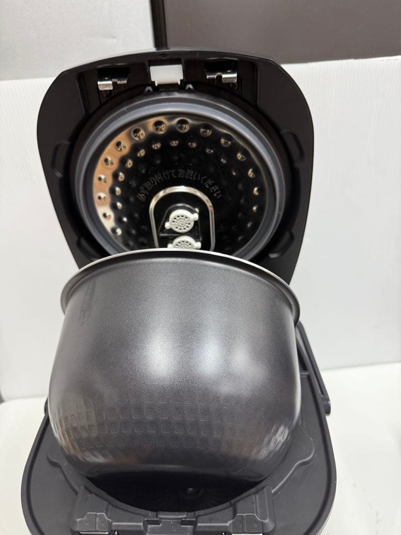 アイリスオーヤマ 圧力IHジャー炊飯器 RC-PD10-B 2024年製