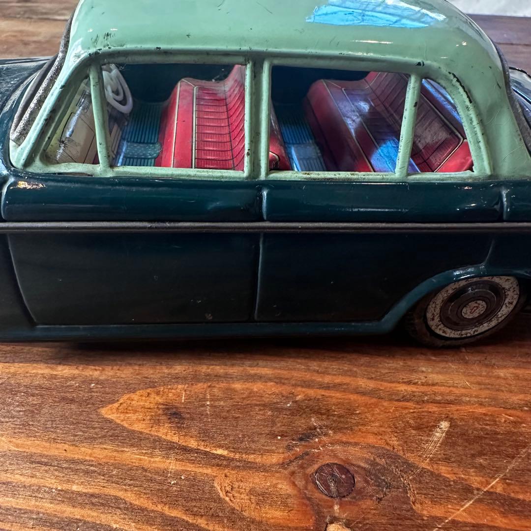 昭和レトロ　ブリキ おもちゃ　ダットサン　ブルーバード　希少