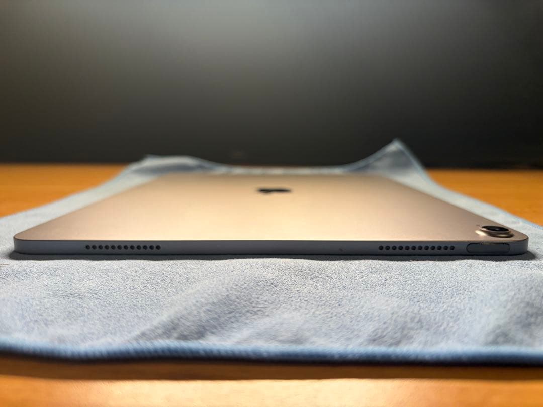 こ*ん様 iPad Air M2 13インチ 128GB スペースグレイ Wi-