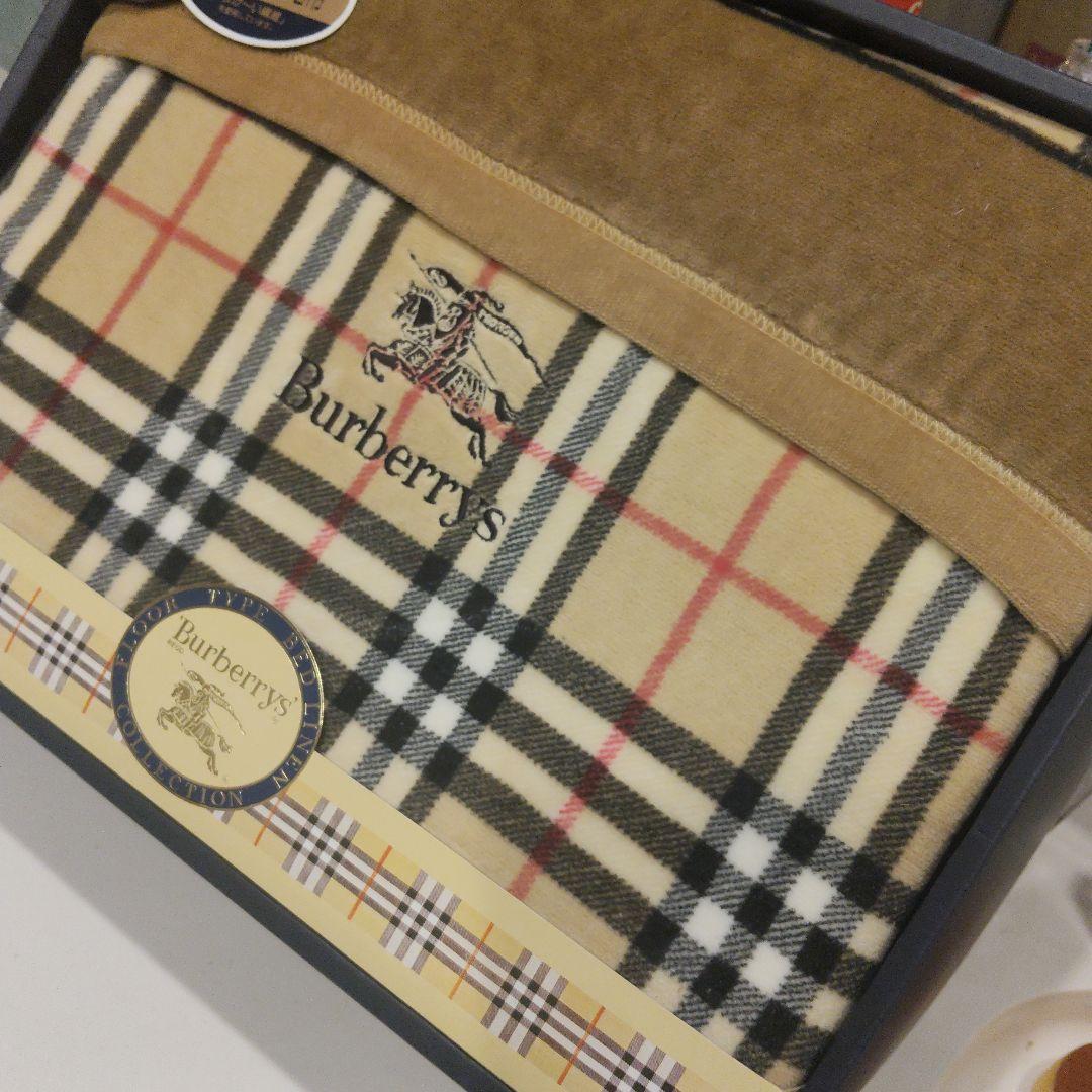未使用　BURBERRYS 　ノバチェック柄　形状記憶綿毛布　西川産業
