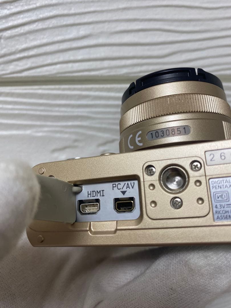 【美品】PENTAX ミラーレス一眼 Q-S1 ゴールド レザー