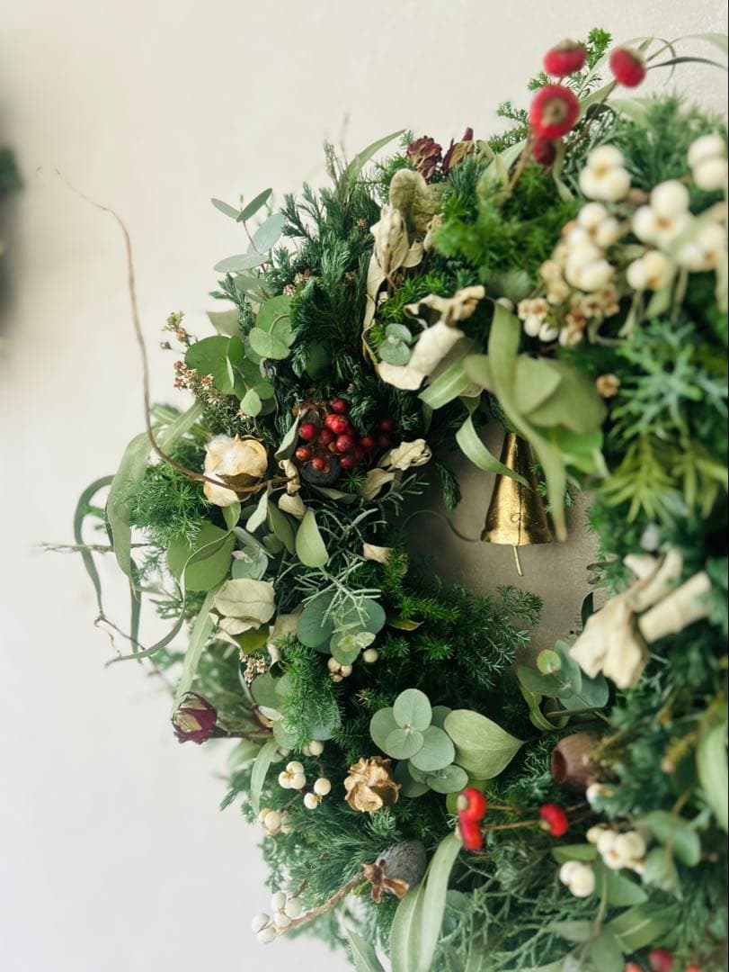 Merry Christmas 2025 静かな森の木の実のリース　〜50cm