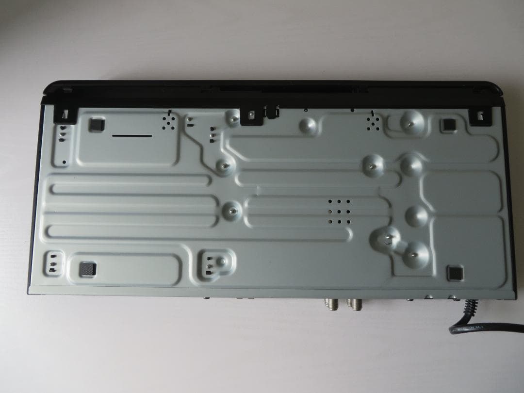 東芝ブルーレイレコーダー DBR-W2008　２番組　２TB　２０１８年製