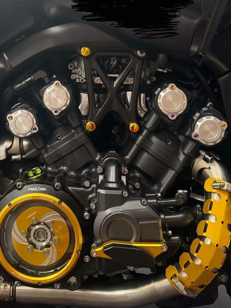 VMAX1700 カムカバー 8個 新品未使用！