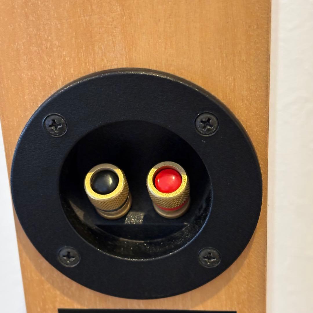 【美品】YAMAHA NS-225F トールボーイ型　木目調　タワースピーカー