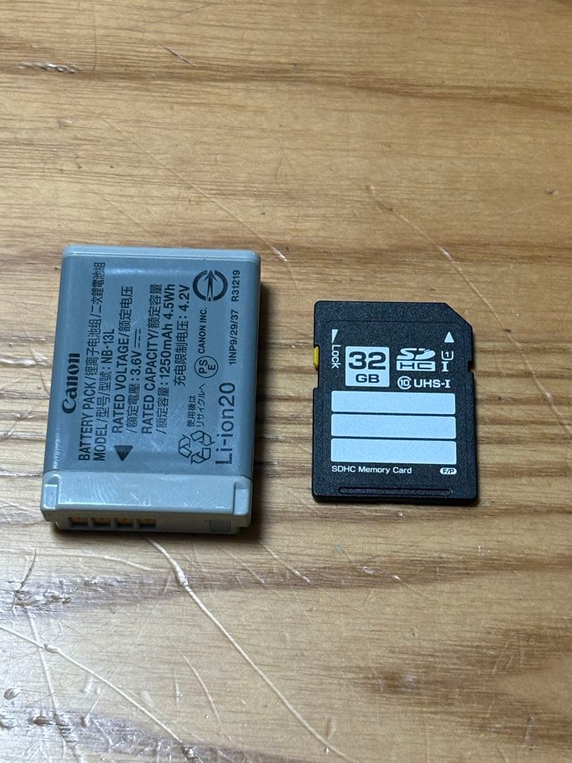 Canon PowerShot SX720 HS デジカメ　キャノン