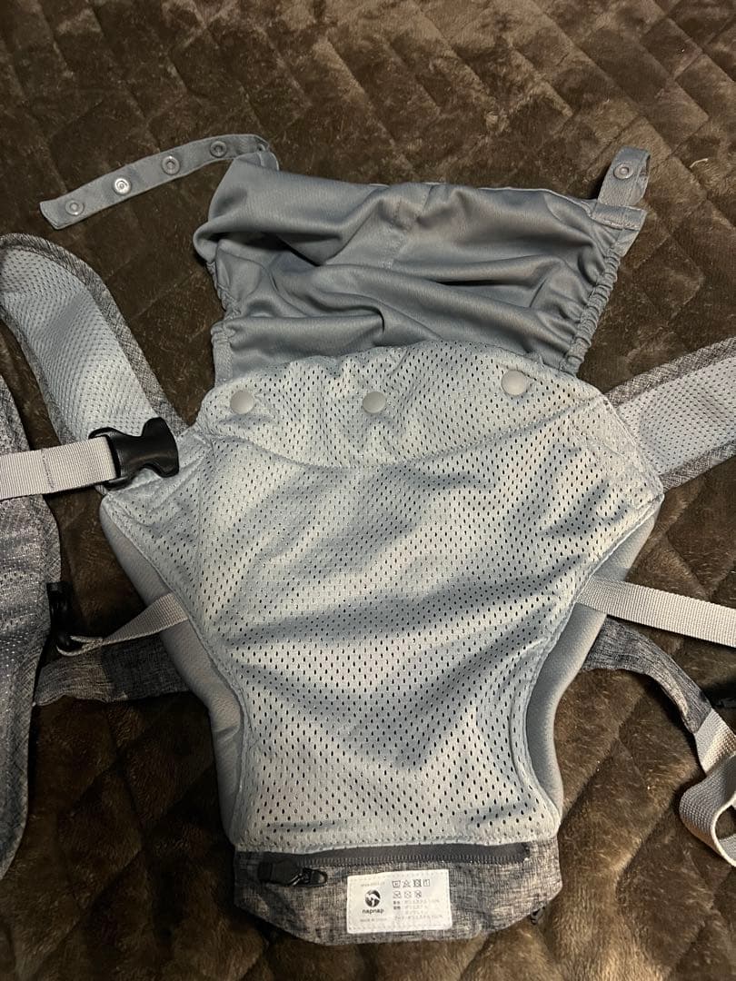 試着のみ！ナップナップ Tran ダブルショルダー ヒップシート 抱っこ紐 兼用