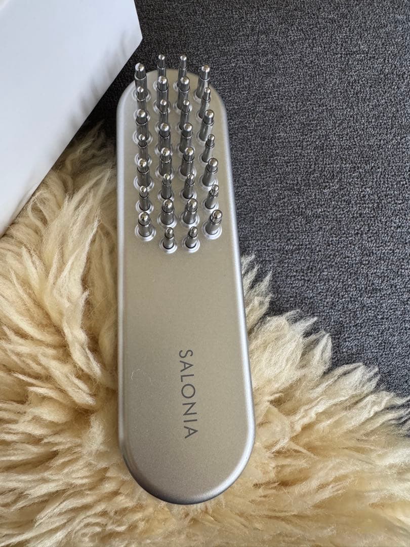 はるきち様売約品♪ SALONIA EMS LIFT BRUSH