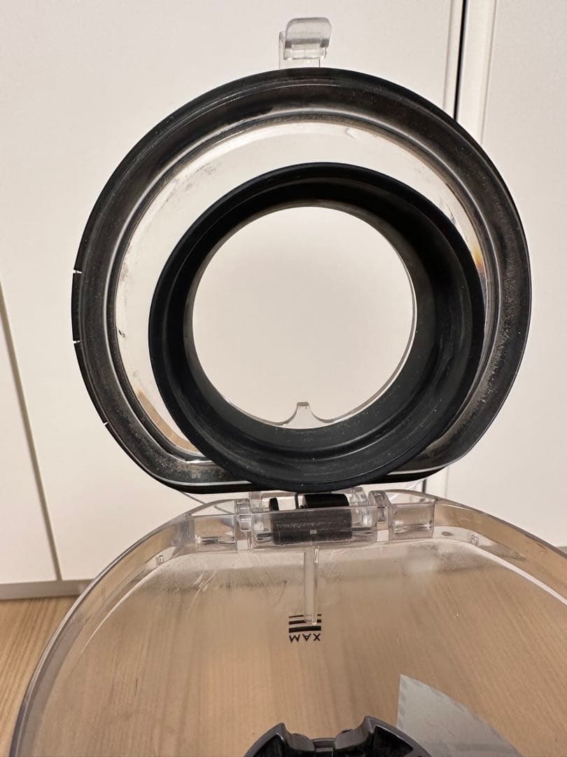 Dyson V10 ハンディクリーナー 各種アタッチメント付き