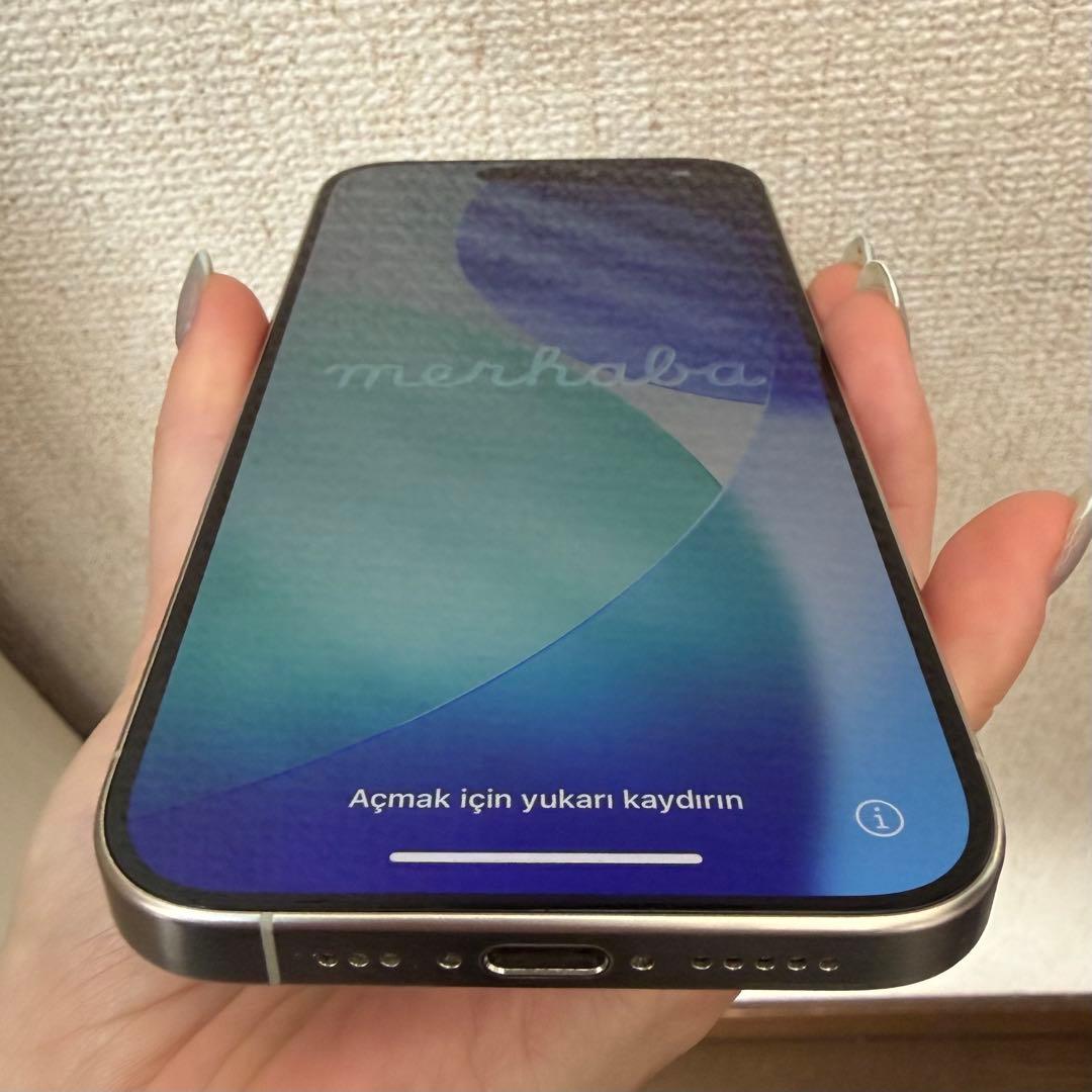 iPhone15Pro 512GB ホワイトチタニウム SIMフリー ケース付