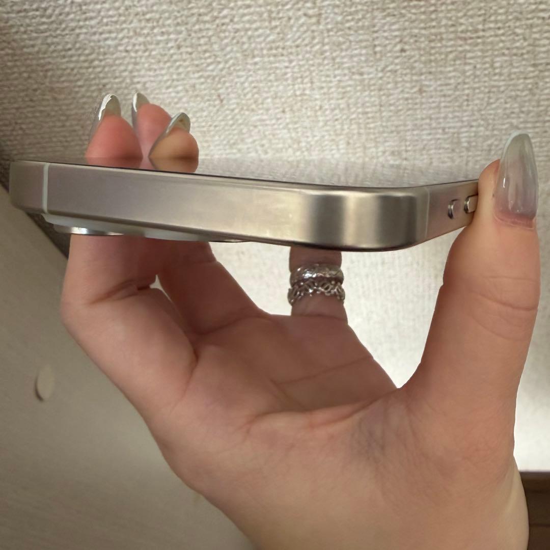 iPhone15Pro 512GB ホワイトチタニウム SIMフリー ケース付