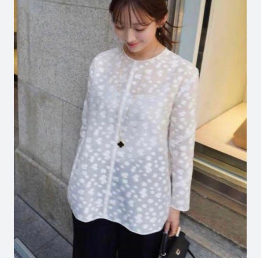 10ki_4145　hyeon ヘヨン　シアージャガードブラウス　ホワイト