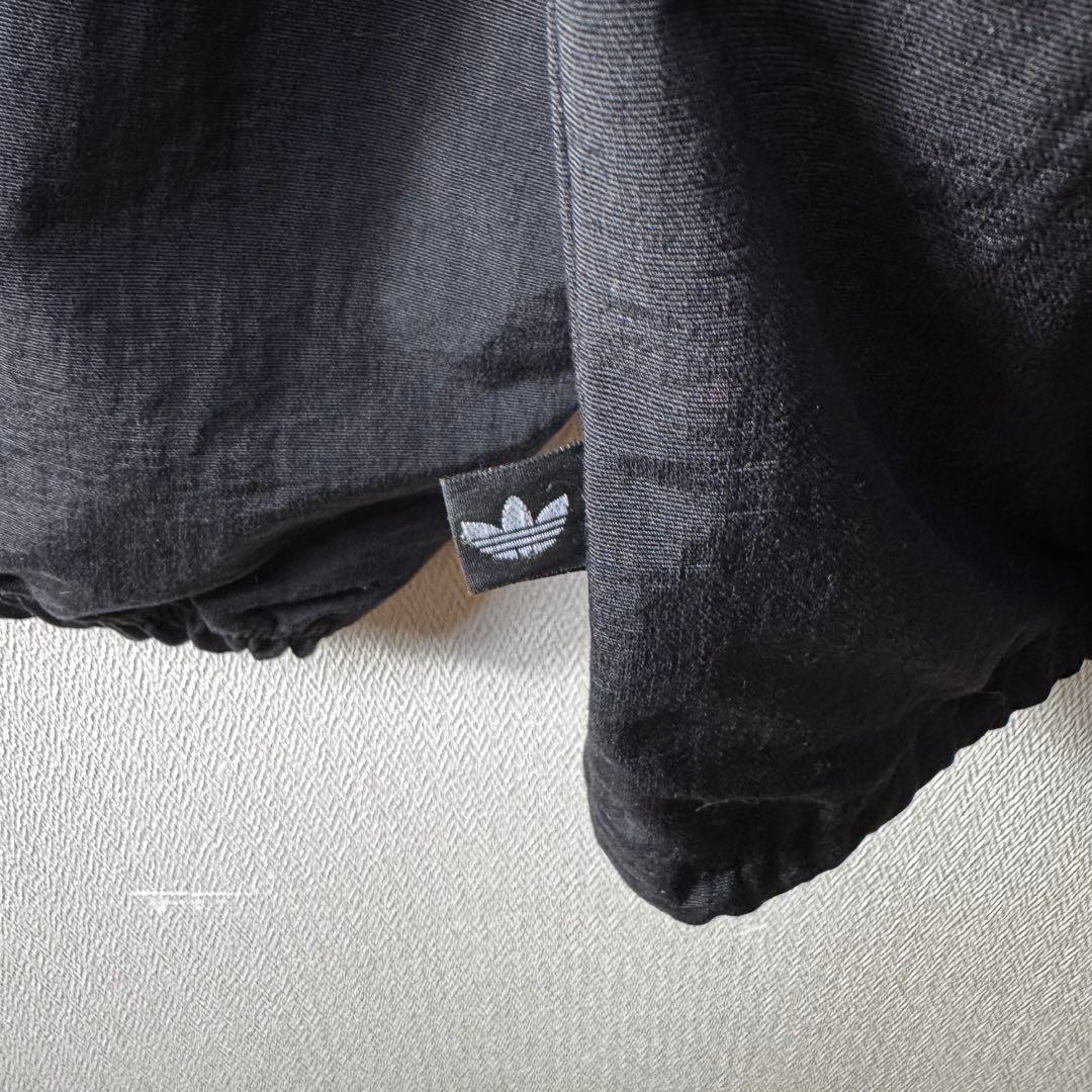 フ*カ様 希少 90s old adidas ワンポイント 刺繍 ナイロンジャケ