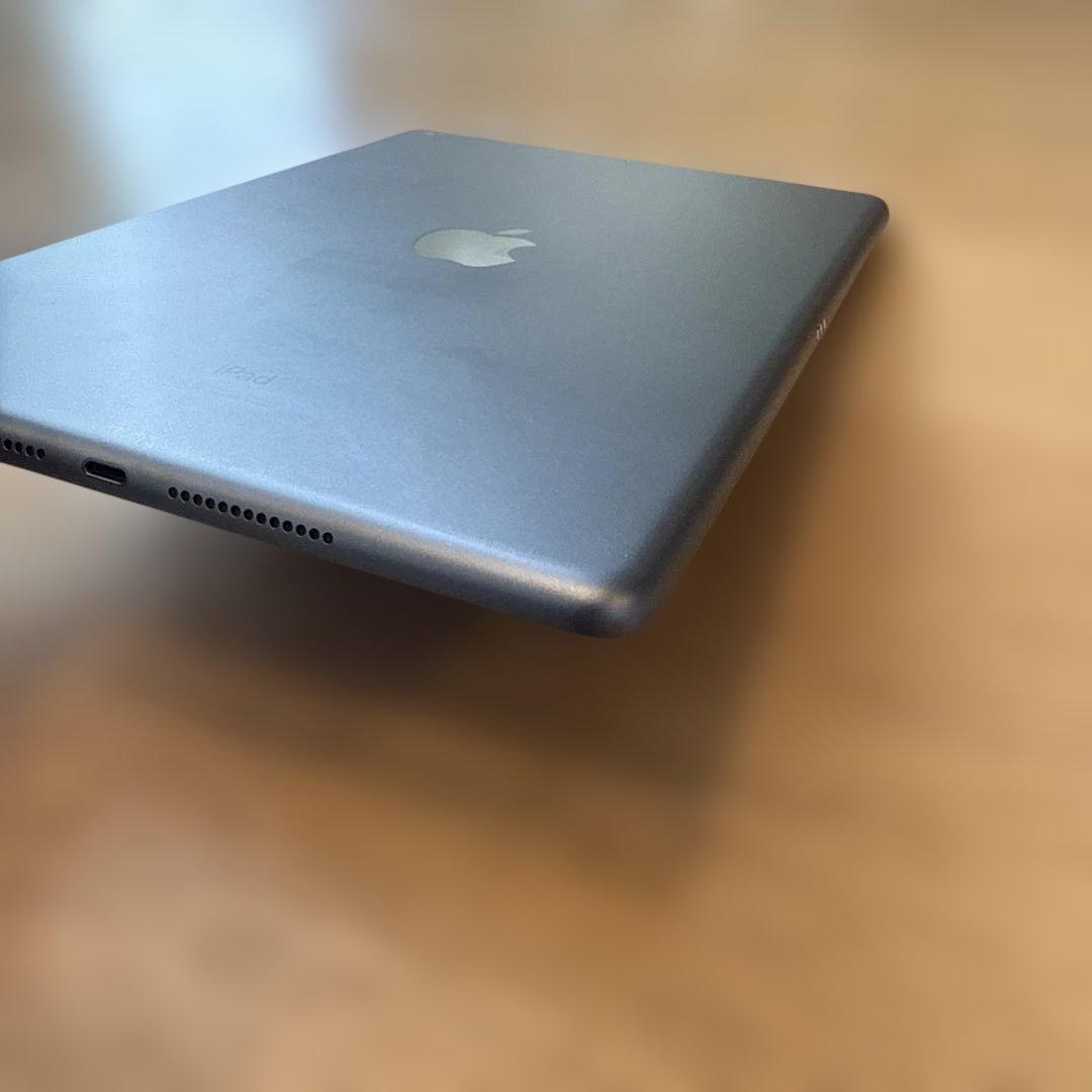 iPad 第7世代　Wi-Fi 32GB　スペースグレー