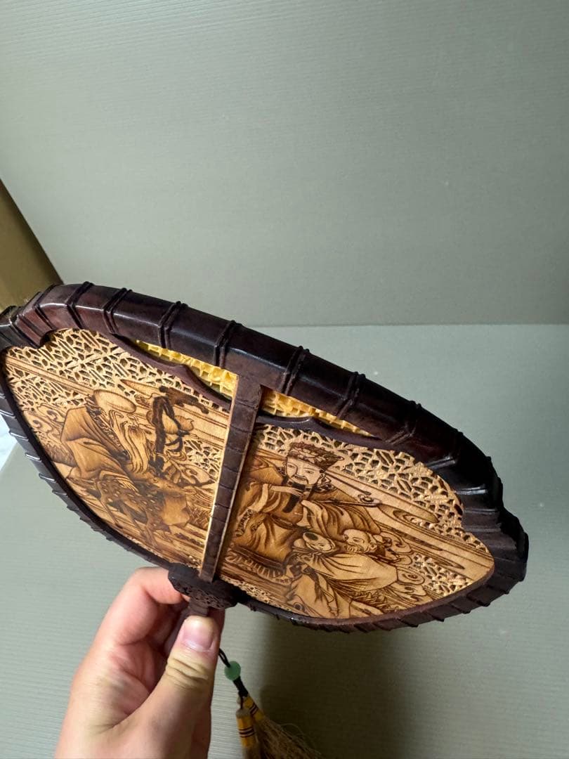 2268 中国美術 唐木造 白檀透彫刻 翡翠 軍配型硯屏 団扇　唐物　時代物