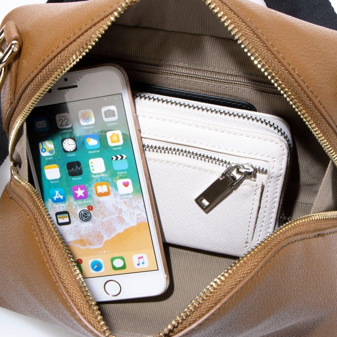 極美品★FURLA フルラ★AMICA クロスボディバッグ（ブラウン）