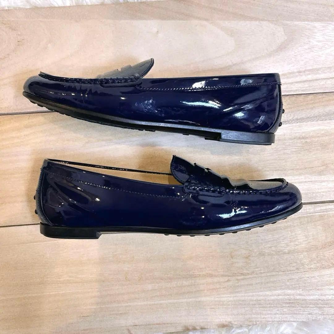 TOD’S トッズ ローファー パテント ロゴ刻印　24cm ネイビー