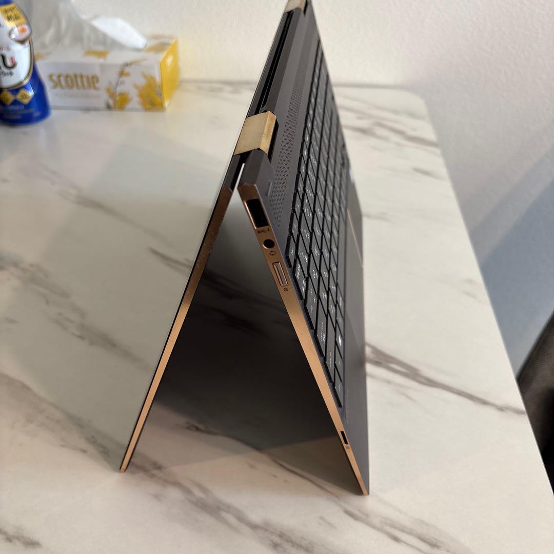 ☆美品☆ HP Spectre x360 第8世代 i7-8550U SSD