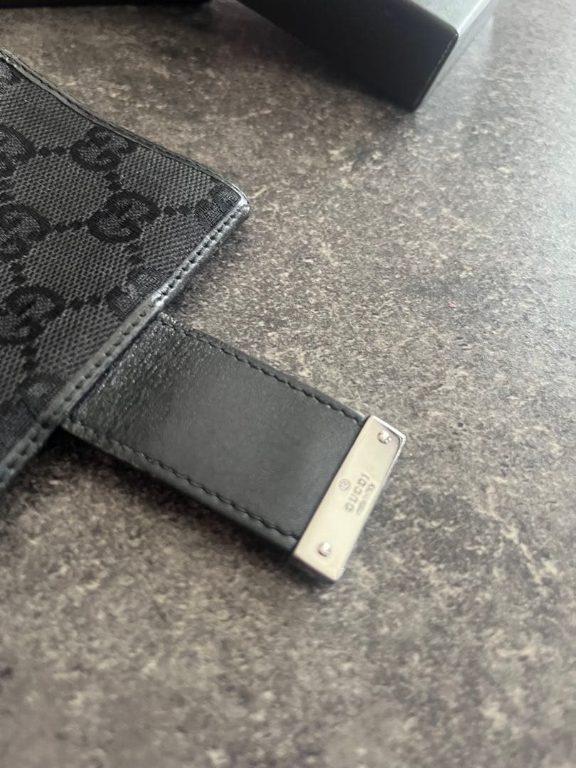 GUCCI カード入れ　名刺入れ