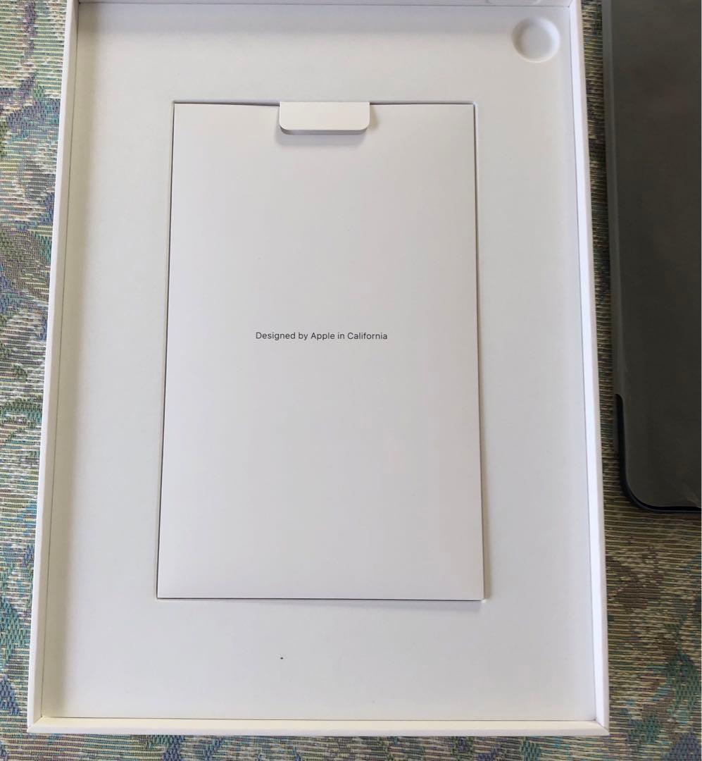 Apple iPad Air （第5世代）64GB Blue 本体