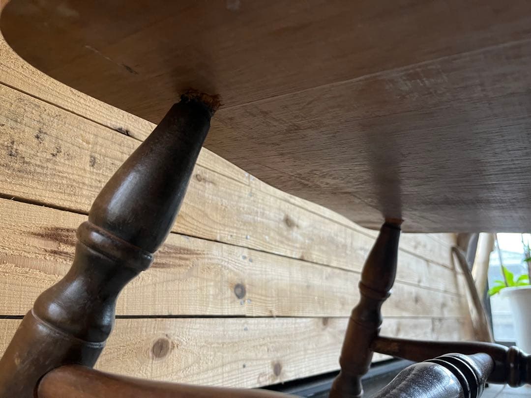 木製ロッキングチェア アンティーク 装飾付き