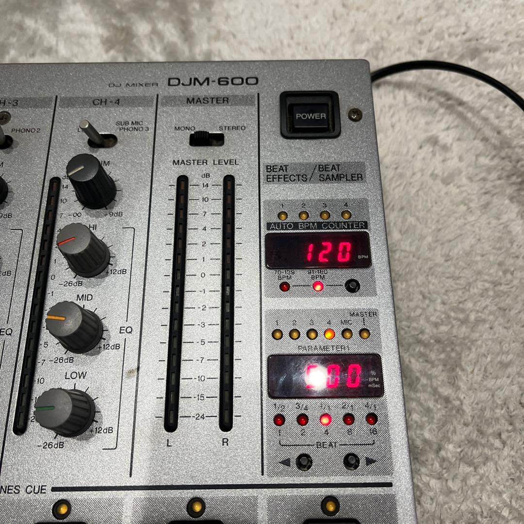 Pioneer DJM-600 DJミキサー 早い者勝ち