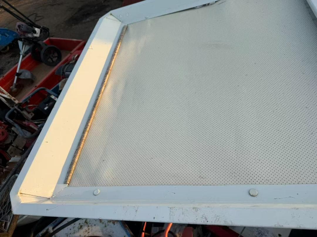 【福岡県みやま市】直接引取り　クボタ　トラクター用　屋根