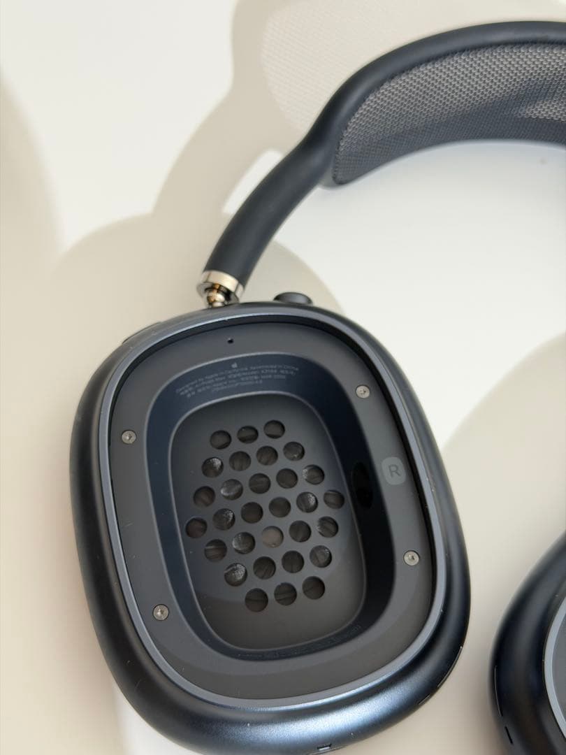 ヘッドホン Apple AirPods Max