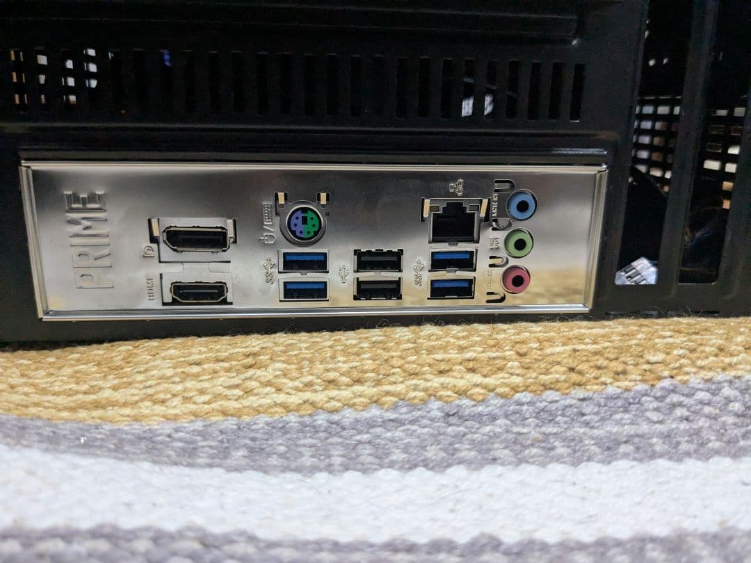 自作PC OSなし　Ryzen5 3400G メモリ32GB SSD500GB