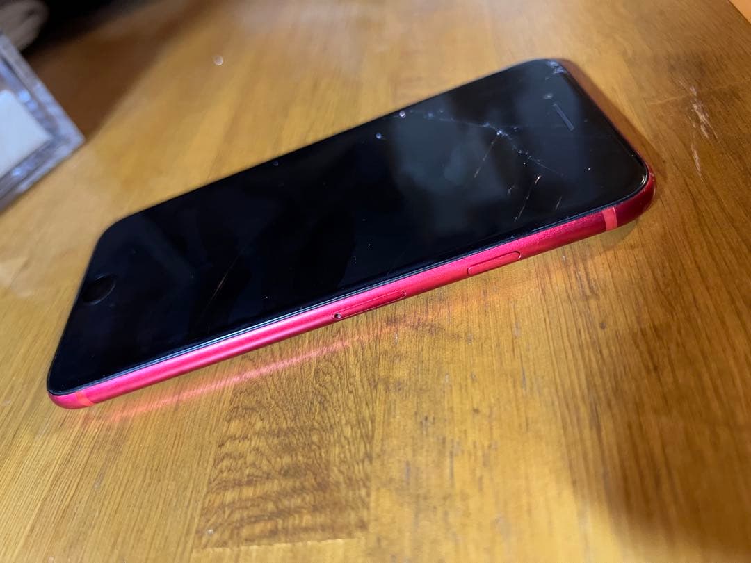 iPhoneSE 第2世代 本体 レッド