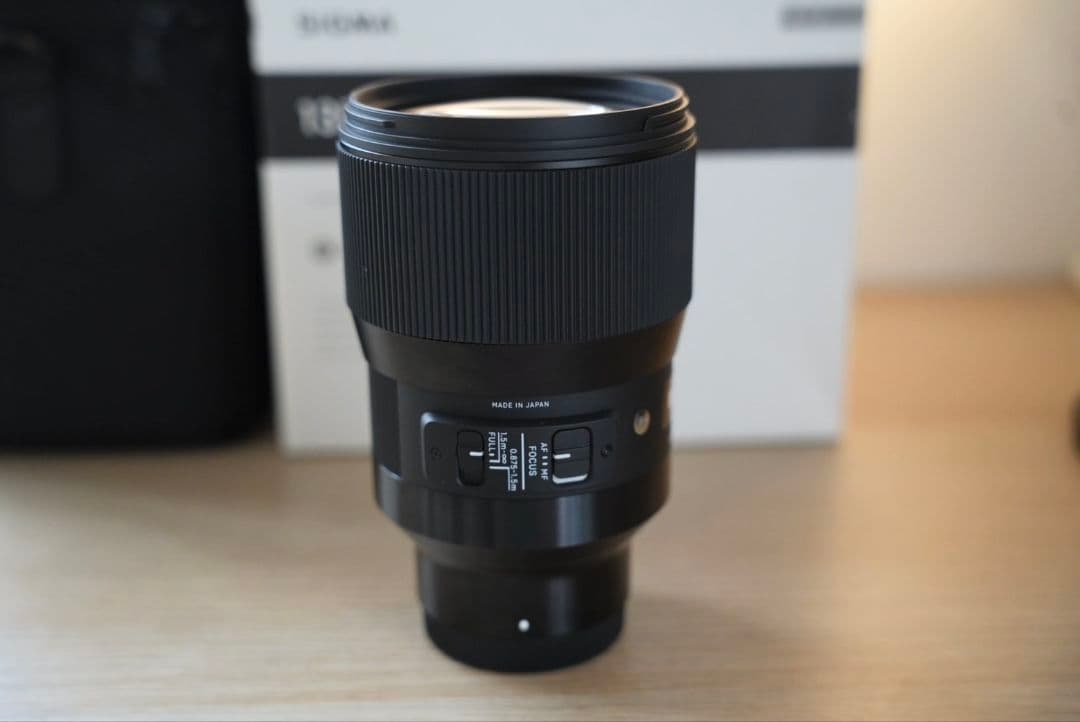 【美品】SIGMA 135mm F1.8 Eマウント フィルター付
