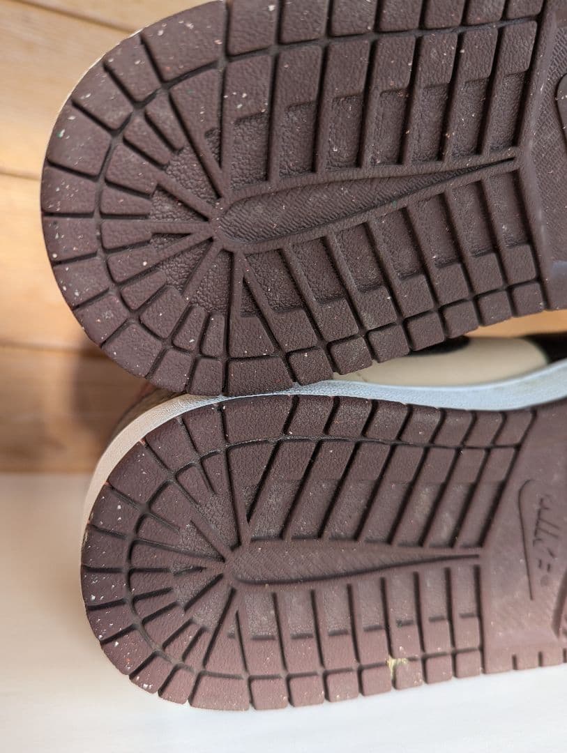 シューズ(男性用) Air Jordan 1 Mid Se 10