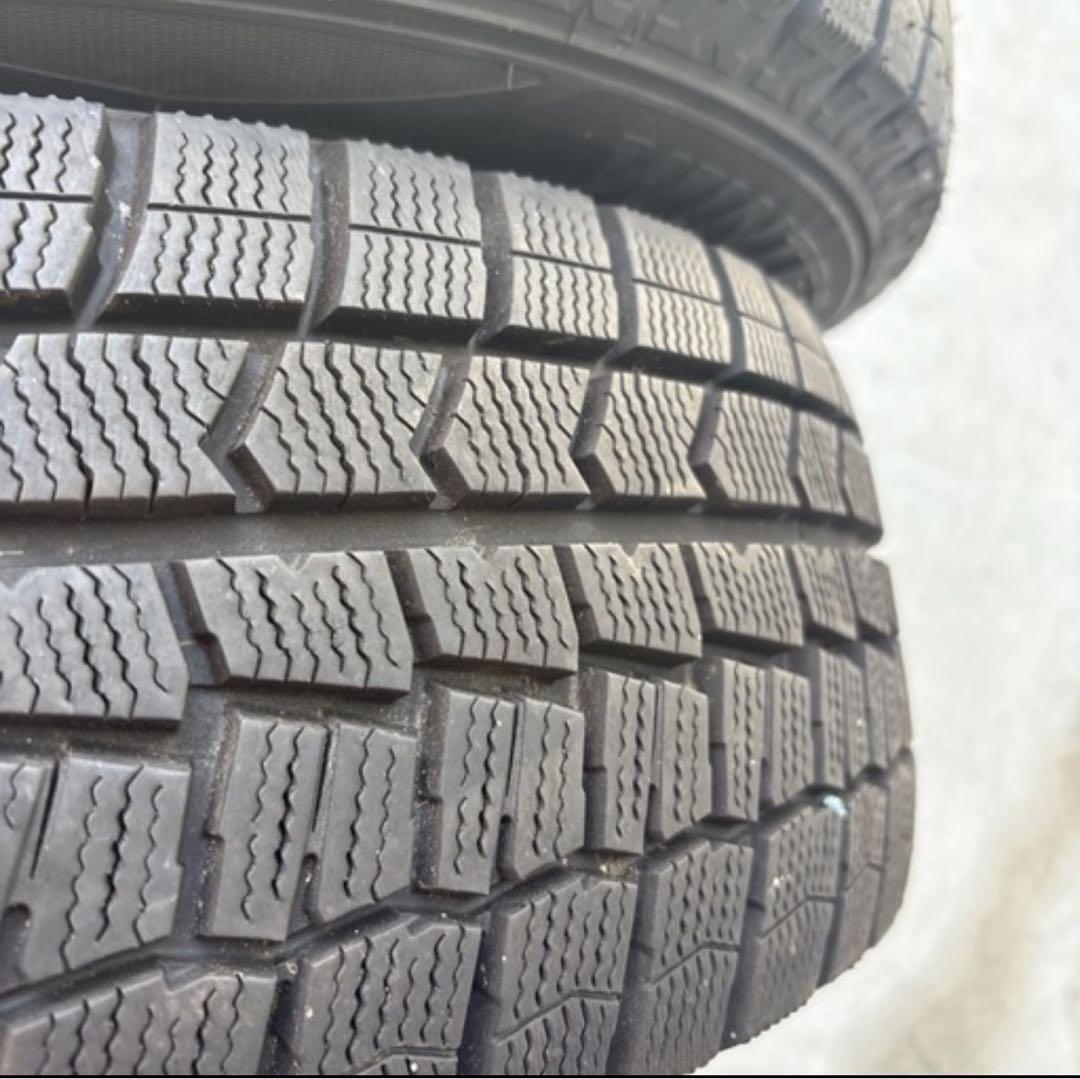 専用予定。購入可　バリ溝195/65R15 スタッドレス　pcd100 プリウス