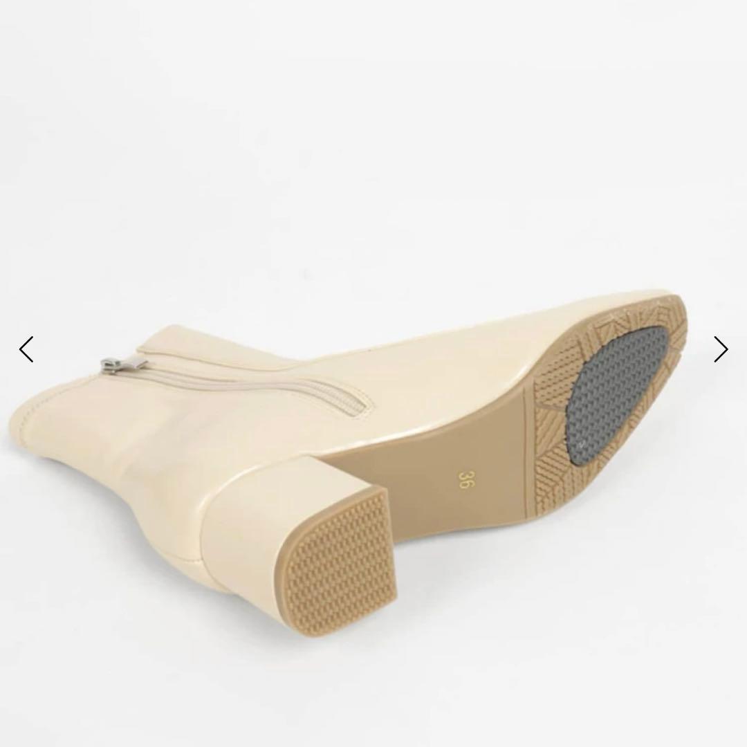 ヤマダヤ　FENNEL エナメルショートブーツ　アイボリー