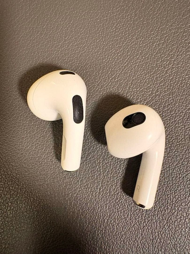 AirPods第3世代（ライトニング）本体・ケース・箱有/充電ケーブル付【美品】
