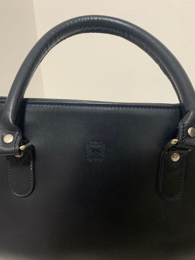 【期間限定値引きアリ　極美品】TUSTINGキンボルトン　ネイビー