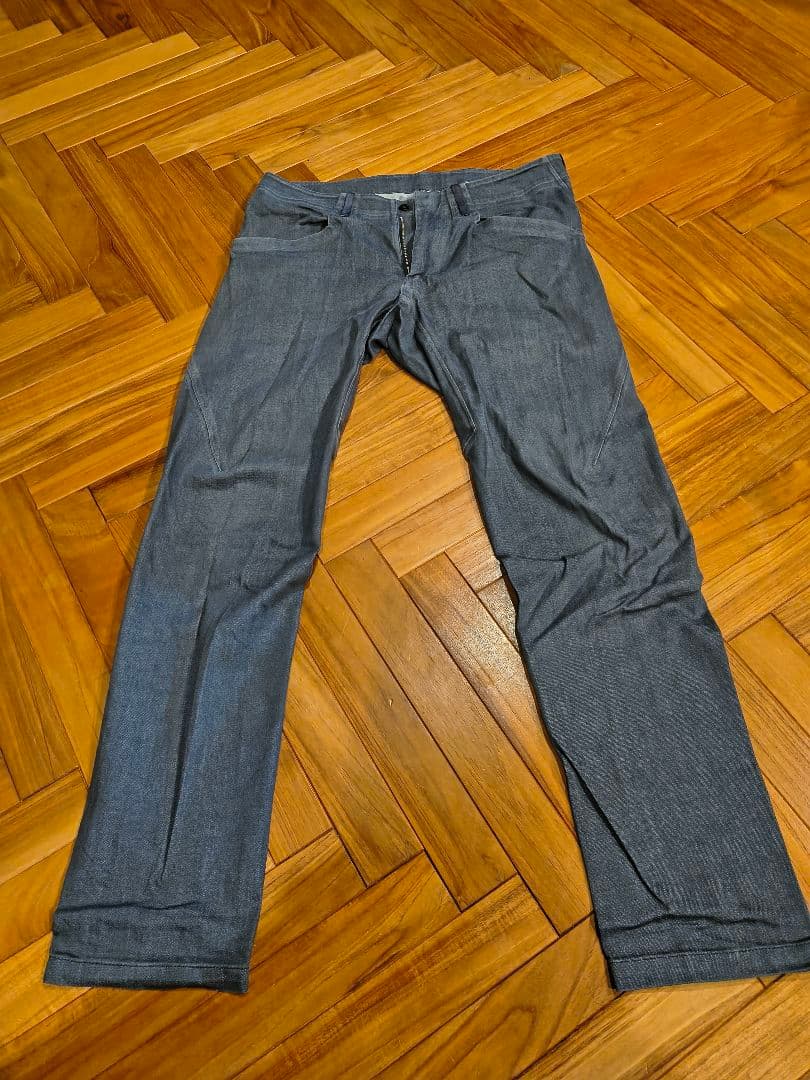 arcteryx veilance cambre lt パンツ　32インチ