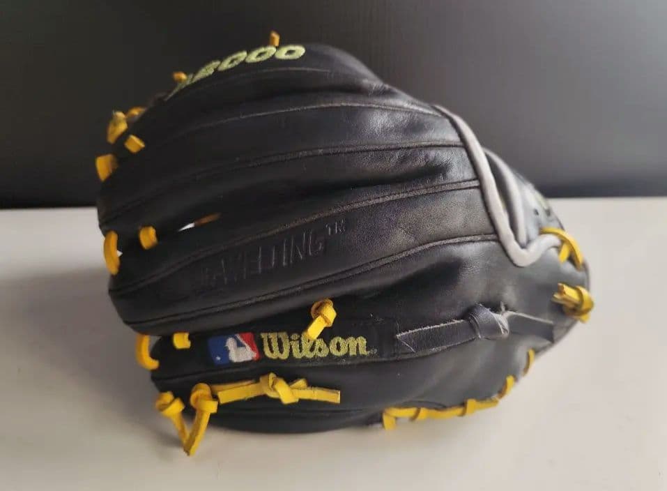 Wilson A2000 硬式グローブ ブラック/イエロー