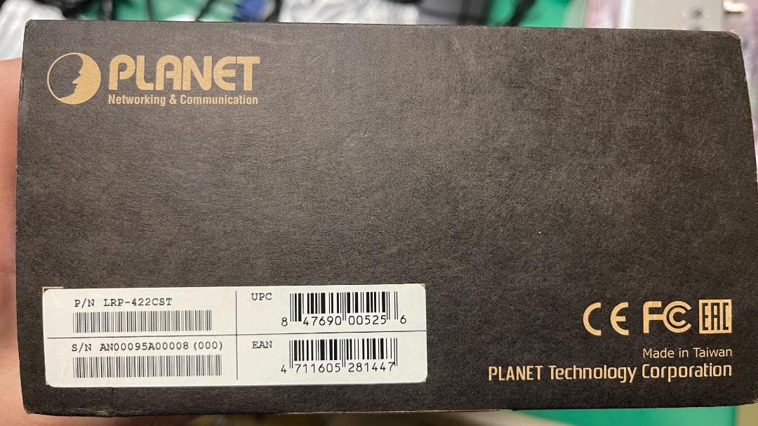 ルーター・ネットワーク機器 PLANET LRP-422CST Long Reach PoE