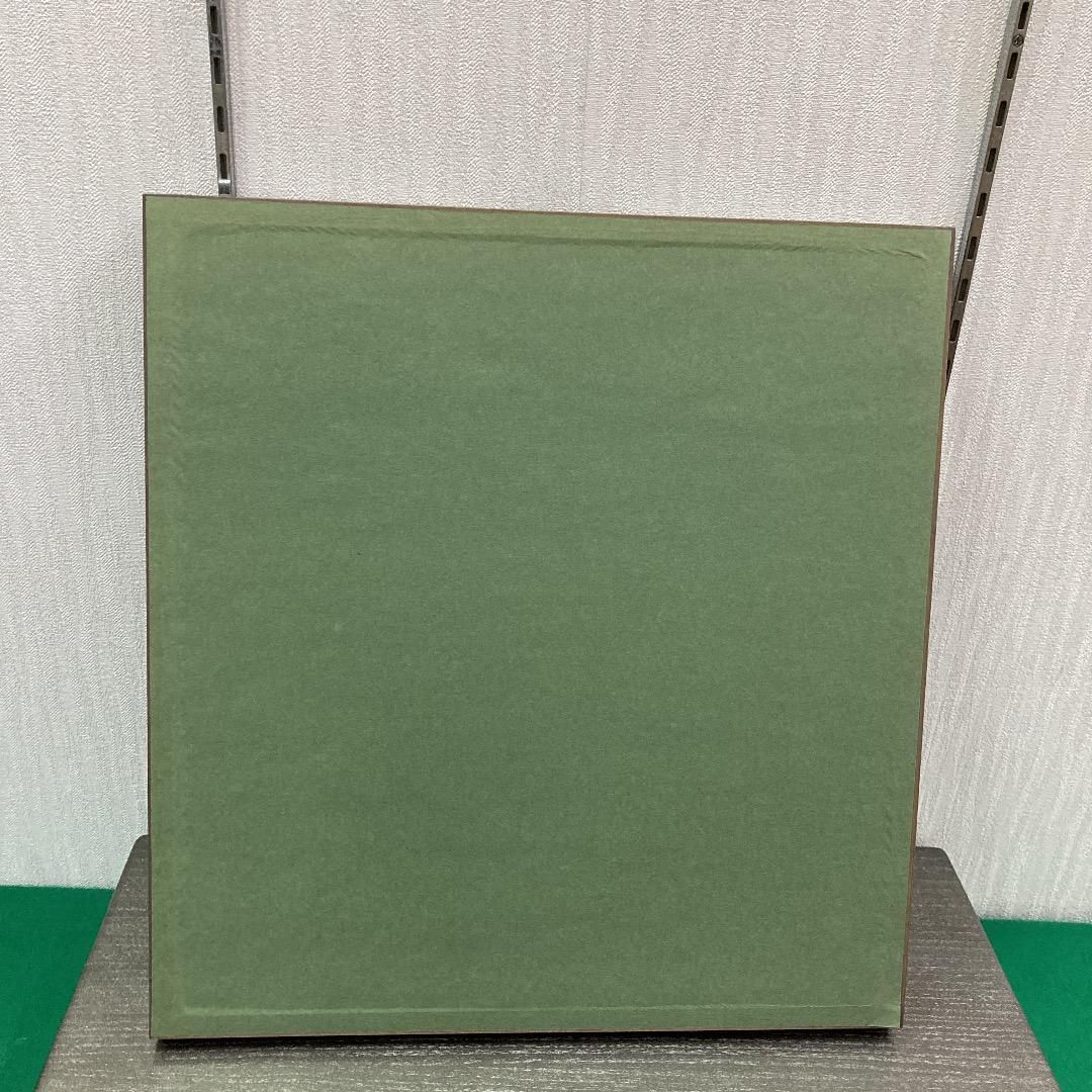 E2 高級桐　銀塗り台巾60㎝位　五月人形台屏風　5月兜台　5月屏風　鎧兜飾り