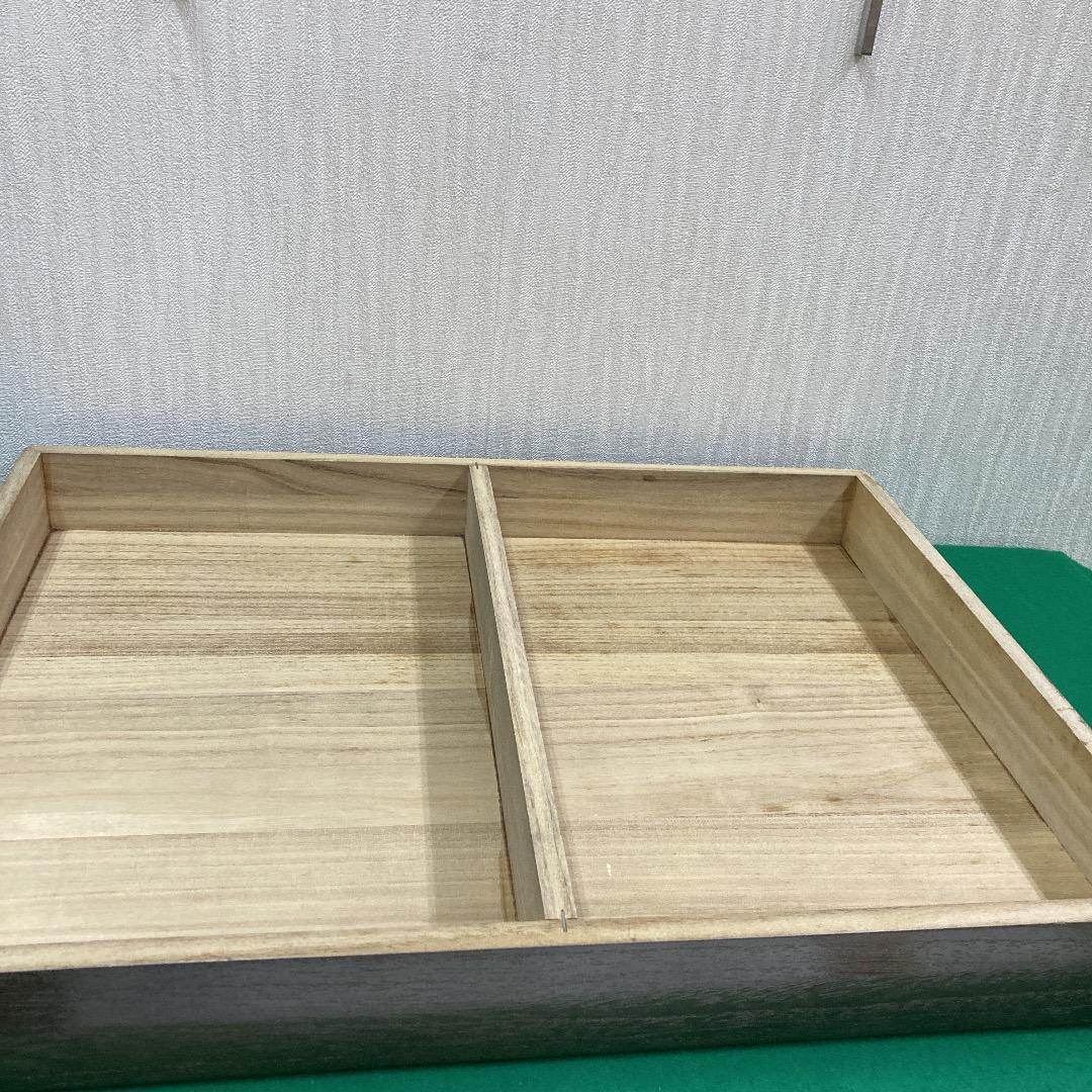 E2 高級桐　銀塗り台巾60㎝位　五月人形台屏風　5月兜台　5月屏風　鎧兜飾り