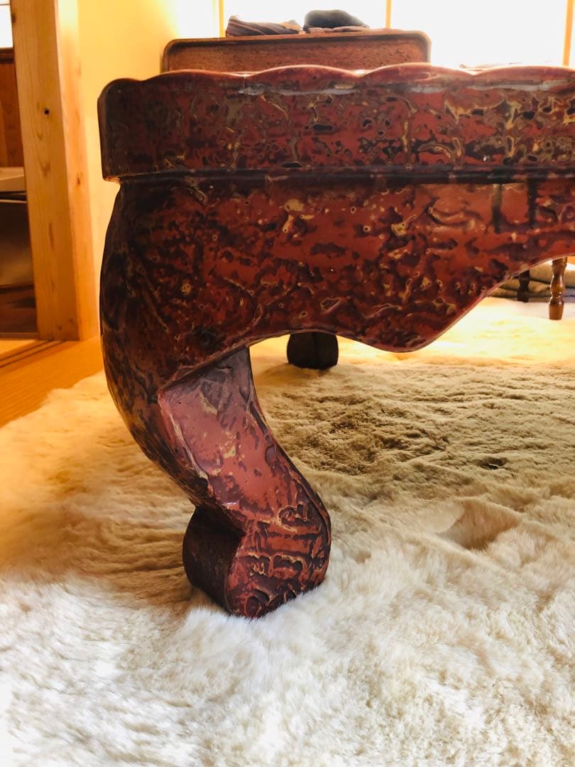 津軽塗　彫刻入り木製座卓 長方形