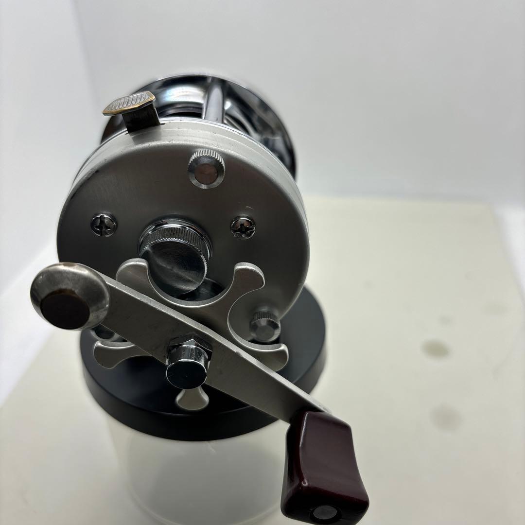 ダムクイック700B