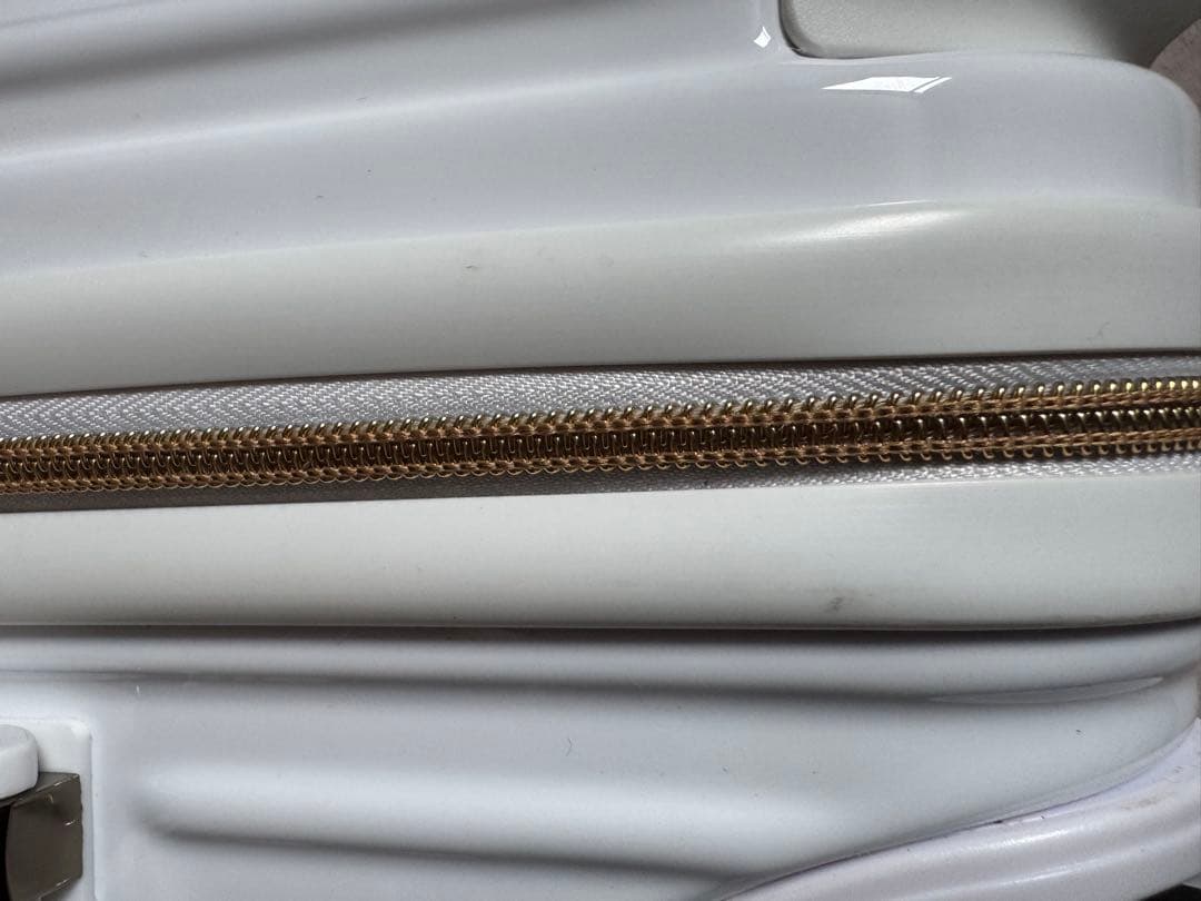 muta ムータ スーツケース キャリーケース ホワイト 32L 機内持込サイズ