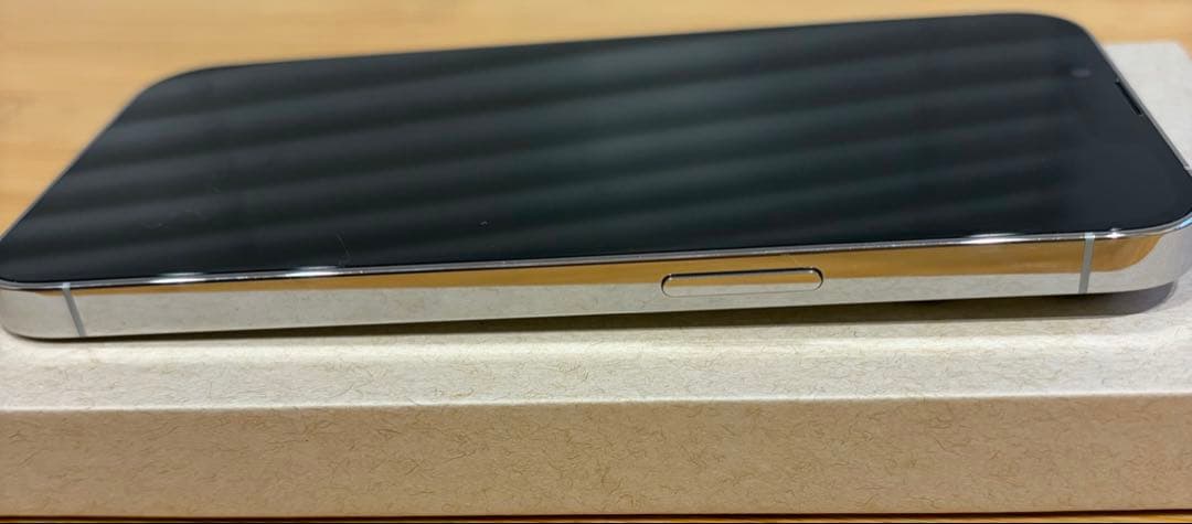 Apple iPhone 13 Pro シルバー 本体　箱付き