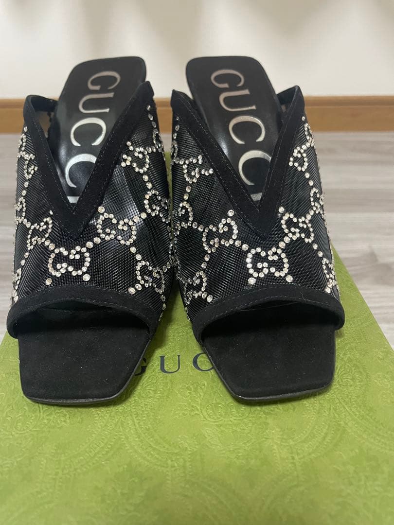 グッチ　サンダル