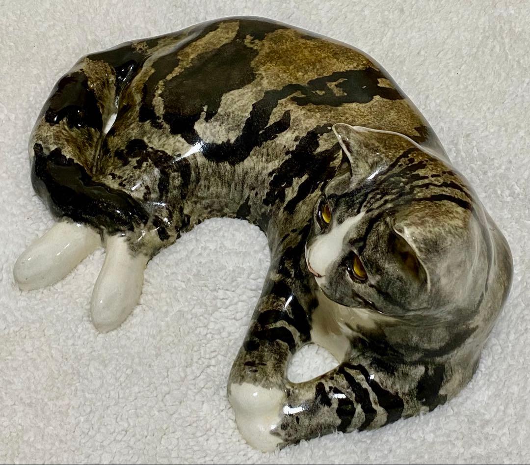 サイズ7　ウィンスタンレイキャット　ケンジントンキャット　横たわり猫　貫入無し❣️